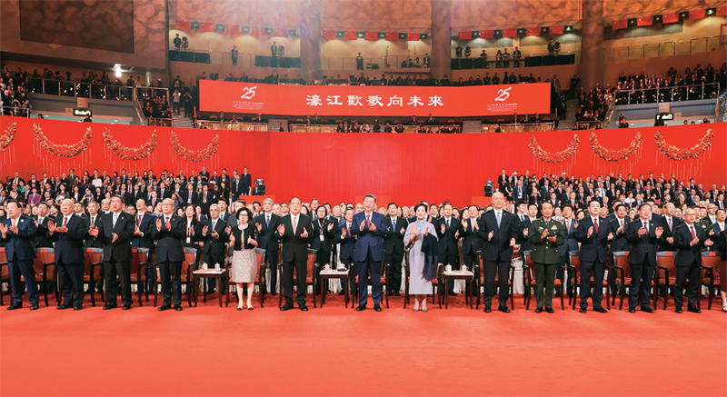 习近平:以中国式现代化全面推进强国建设、民族复兴伟业「相关图片」